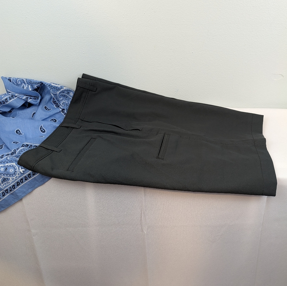 NWOT PGA TOUR Men's Flat Front 9'' Heather Shorts